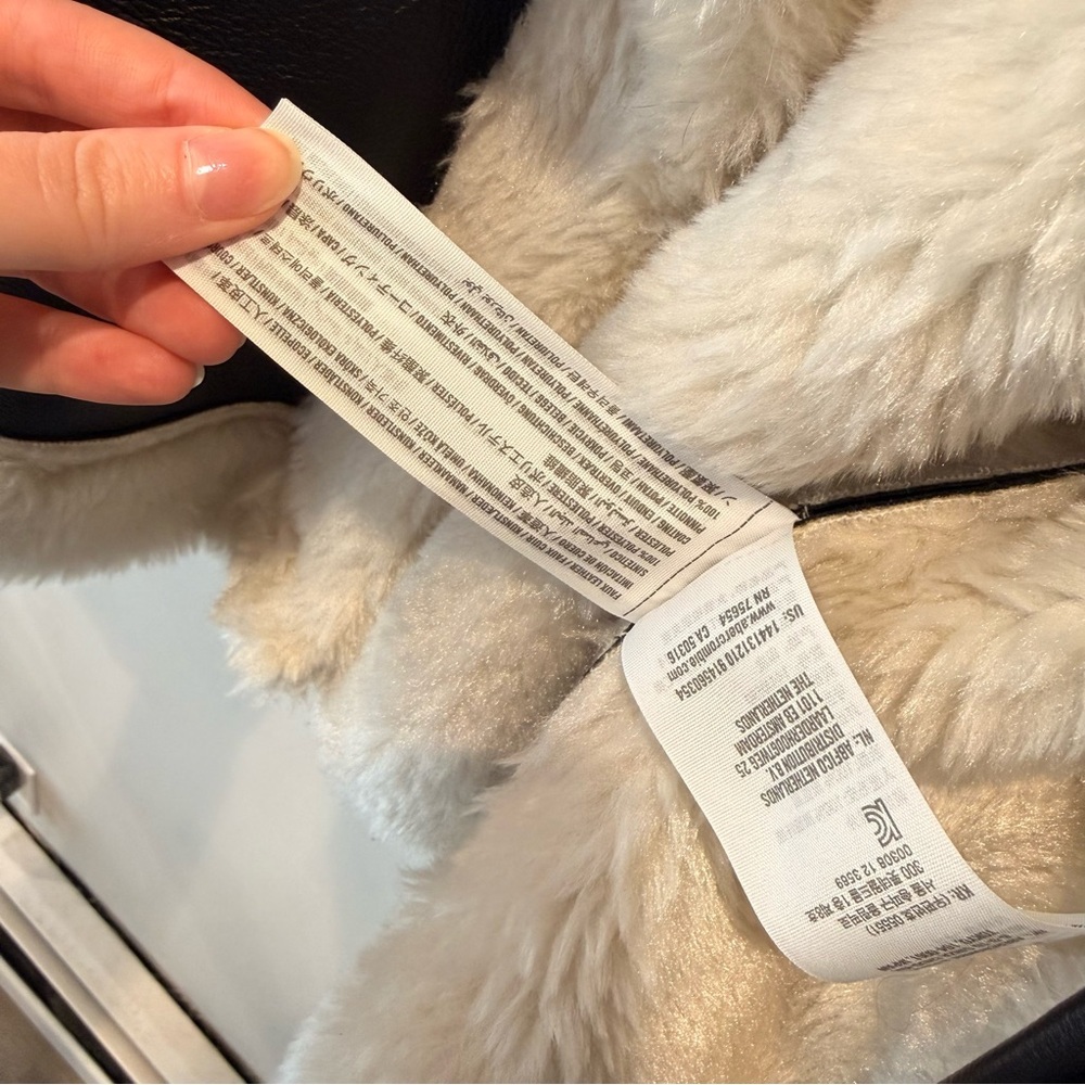 Abercrombie & Fitch Faux Leather Sherpa Jacket - Picture 10 of 12